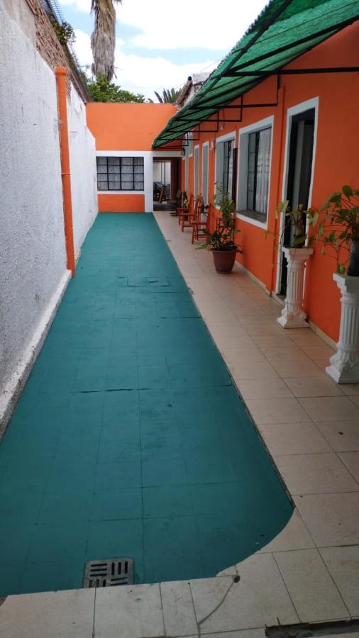 Plaza Hostel Sj 2 Сальта Екстер'єр фото