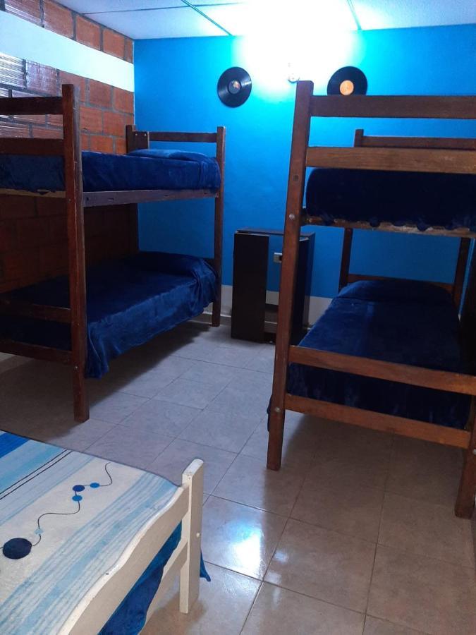 Plaza Hostel Sj 2 Сальта Екстер'єр фото